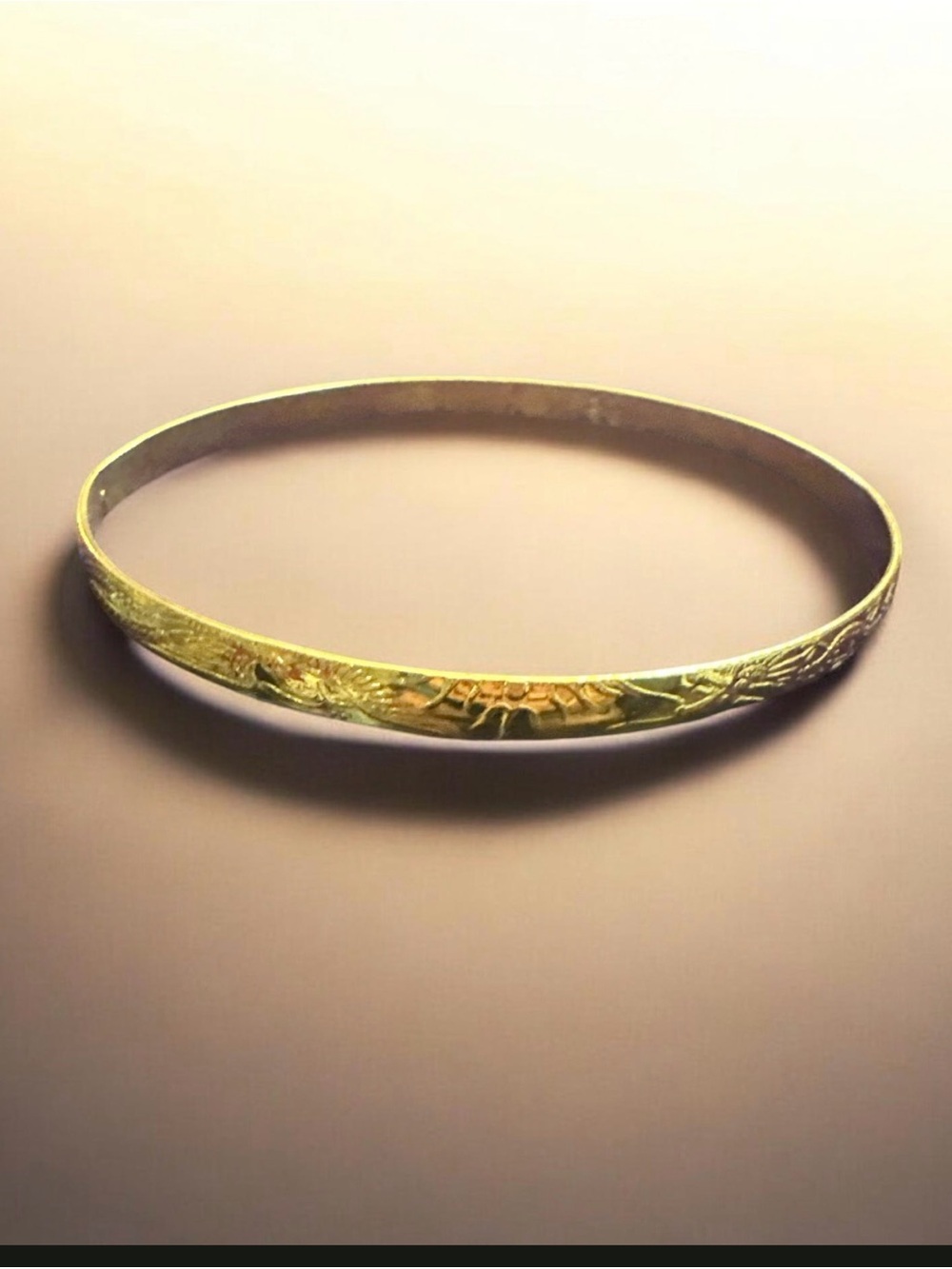 Elegant Gold Floral Engraved Bangle Bracelet - Women Jewelry
917